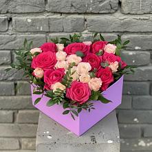 Цветочная композиция из Розы в коробке в Южноуральске