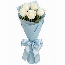 Букет 5 Белых роз Проуд в Южноуральске