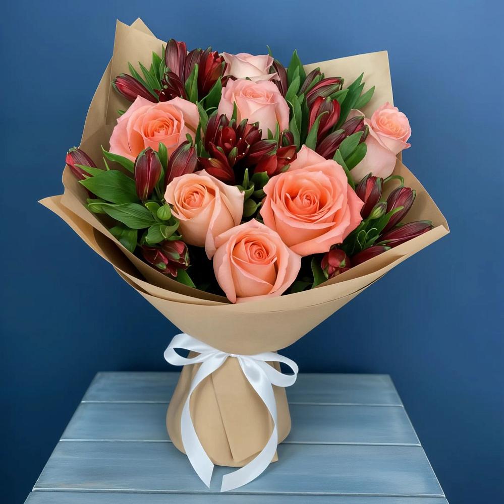 Букет цветов из: Розы и Альстромерии в Южноуральске