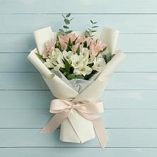 Букет цветов из:  Альстромерии в Южноуральске