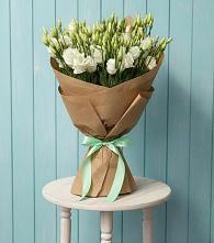 Букет цветов из:  Лизиантусы в Южноуральске