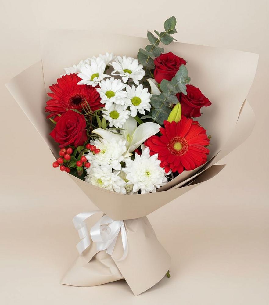 Букет цветов из: Розы, Хризантемы, Герберы и Лилии в Южноуральске