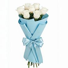 Букет 7 белых роз Проуд в Южноуральске