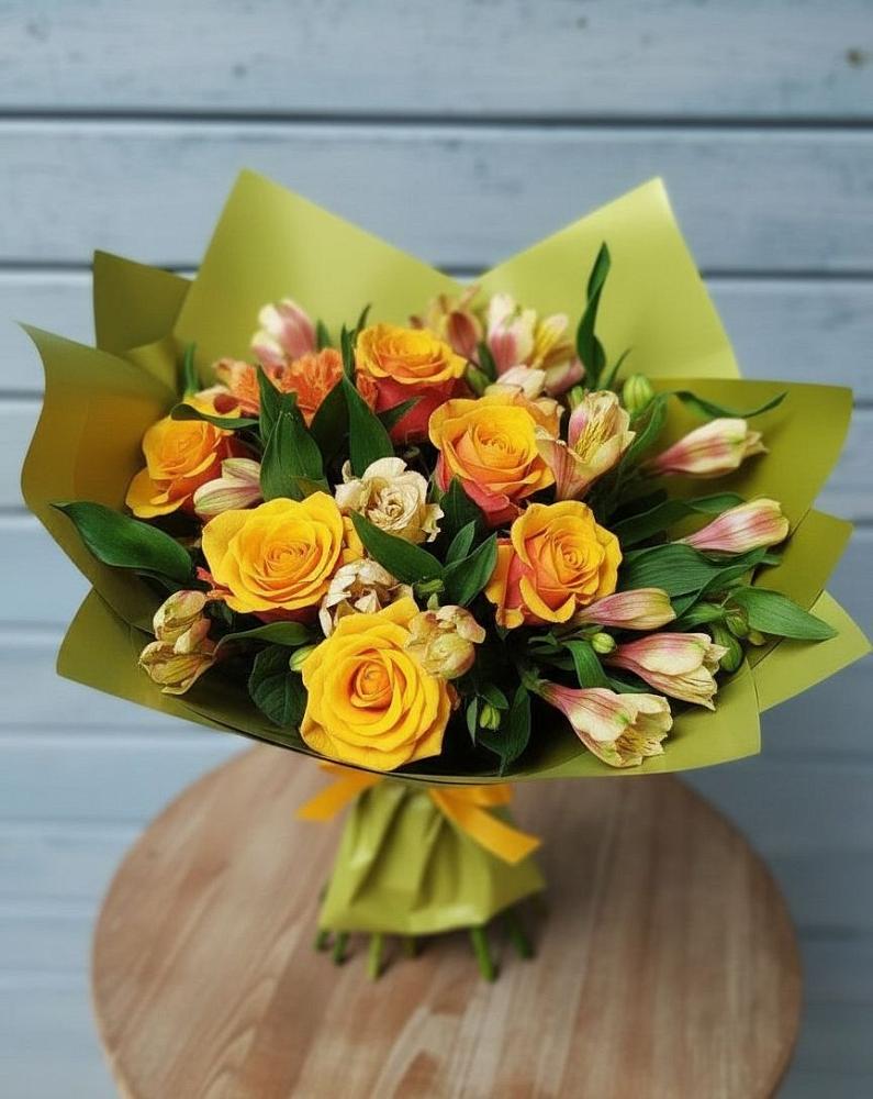 Букет цветов из: Альстромерии и Розы в Южноуральске