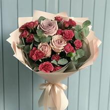 Букет цветов из:  Гвоздики и Розы #REPLACE_PRED# Южноуральске