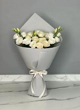 Букет цветов из:  Розы и Лизиантусы в Южноуральске